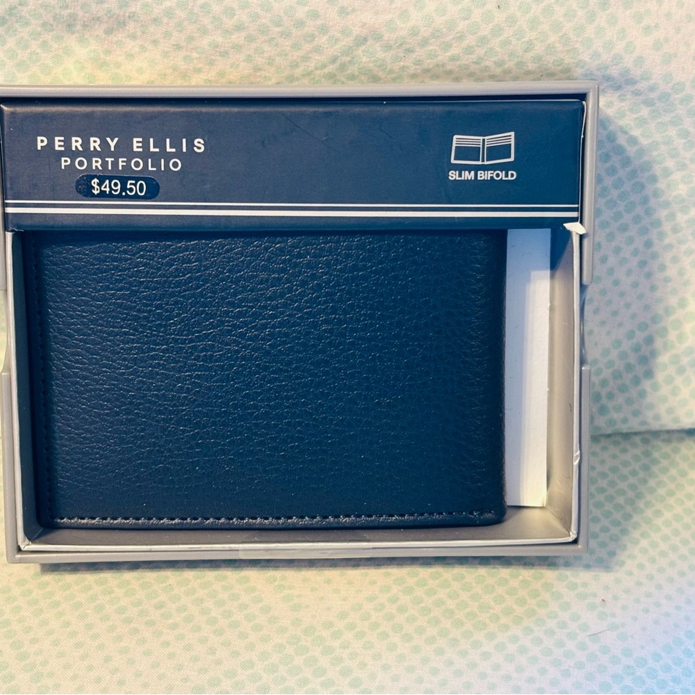 Perry Ellis Navy Pebble Bifold Wallet